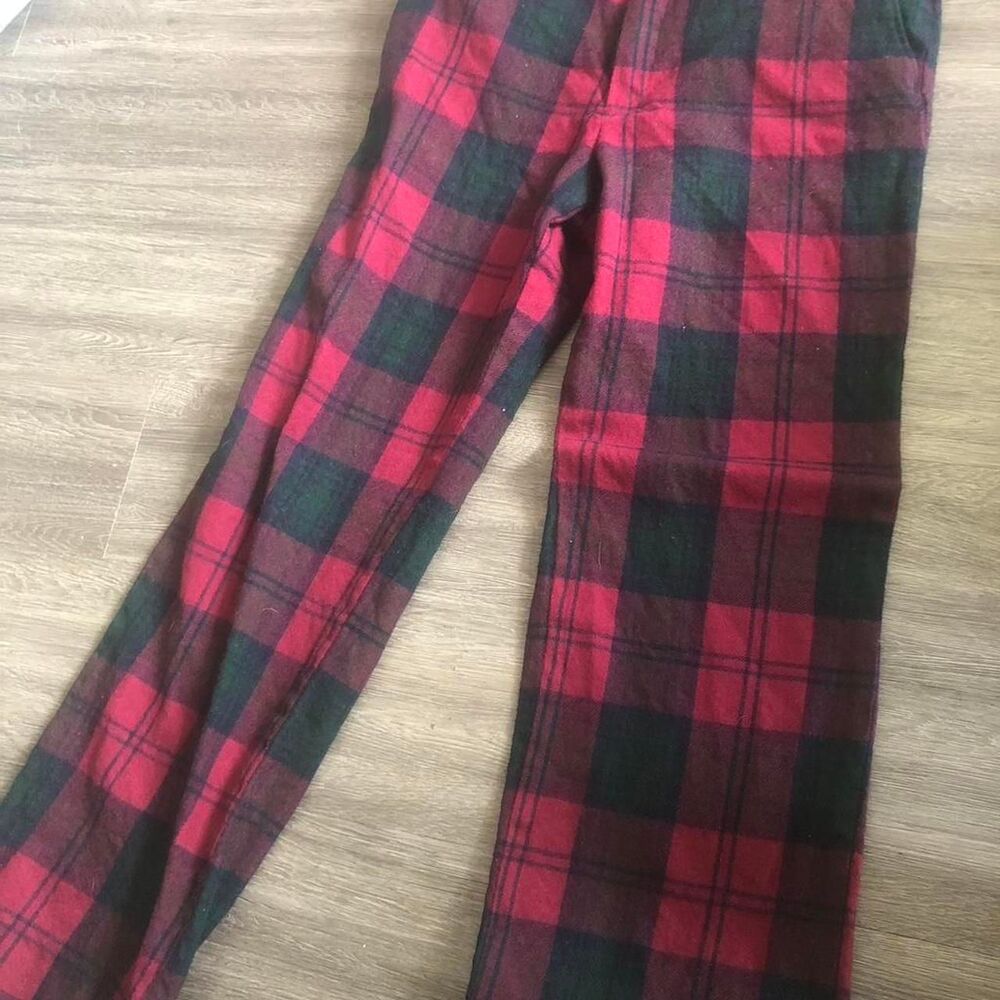 vintage wool red and dark a294